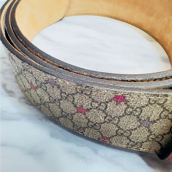 Gucci Brown Patterned Belt with Gold Buckle - Picture 3 of 7